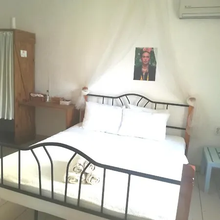 Otel Alacati Frida *