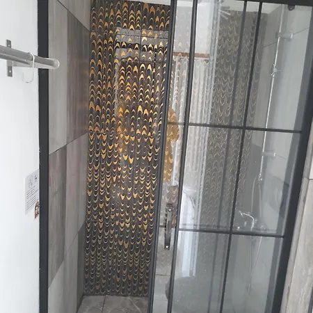 Alacati Frida Otel *