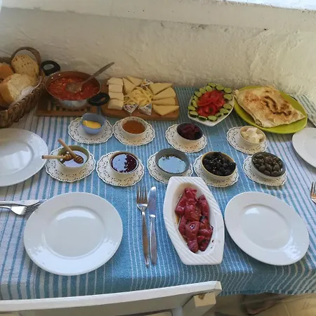 Alacati Frida Otel Çeşme