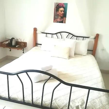 Alacati Frida Otel *